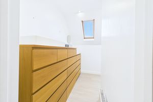 En-suite - click for photo gallery